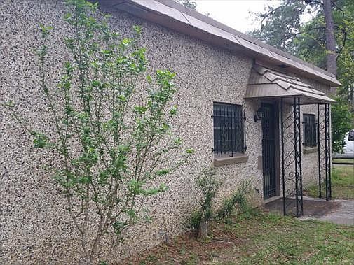 2nd image of 4901 Bryan Ln