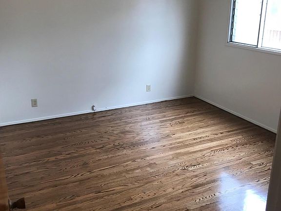 5th image of 379 Wisconsin Ave APT 1