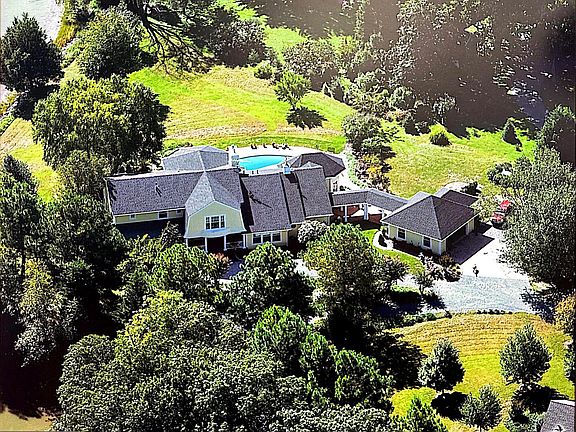 2nd image of 4573 Bringman Farm Rd