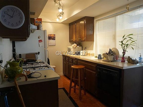 3rd image of 1405 Vegas Valley Dr APT 397