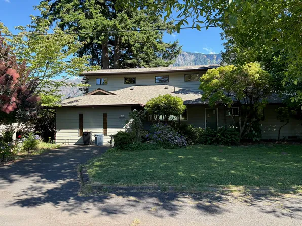 682 Skamania Landing Rd, Stevenson, WA 98648