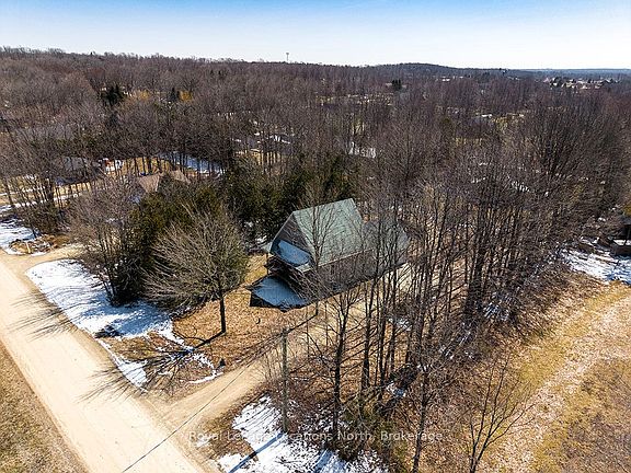 2nd image of 166 Raglan St