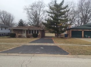 13602 S Lawler Ave, Crestwood, IL 60445