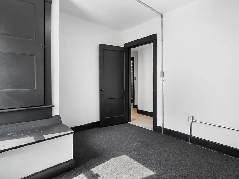 1516 McClure St #B — Photo 7