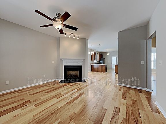 2nd image of 108 E Fenway Ave
