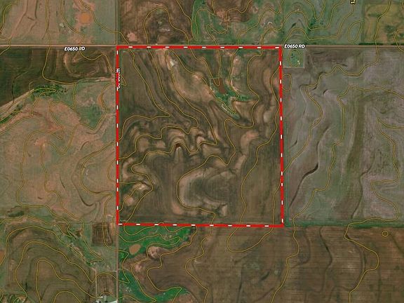 3rd image of 154 E 650th Rd