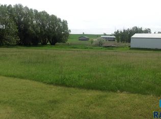 Wentworth Park Dr, Wentworth, SD 57075