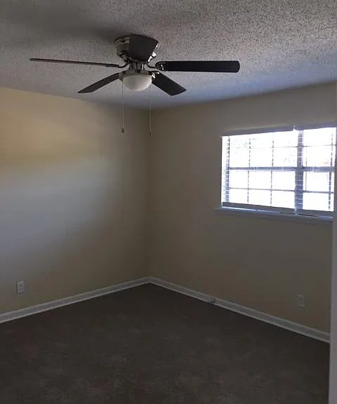 2725 Wren Dr #12 — Photo 16