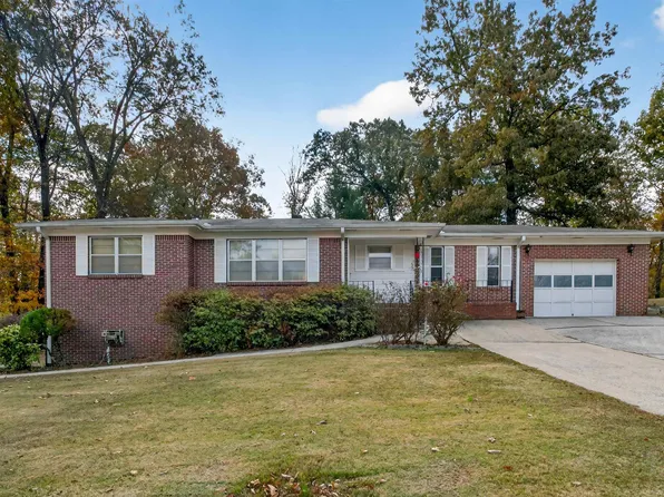5536 Rockwood Dr, Mulga, AL 35118