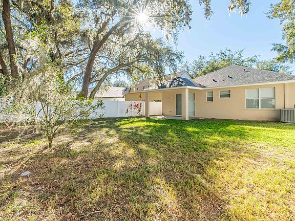 3rd image of 13033 Terrace Springs Dr