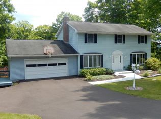 3700 Struble Rd, Endwell, NY 13760