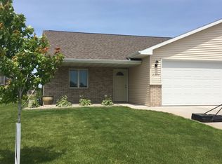 2354 Jacobsen Rd, Neenah, WI 54956