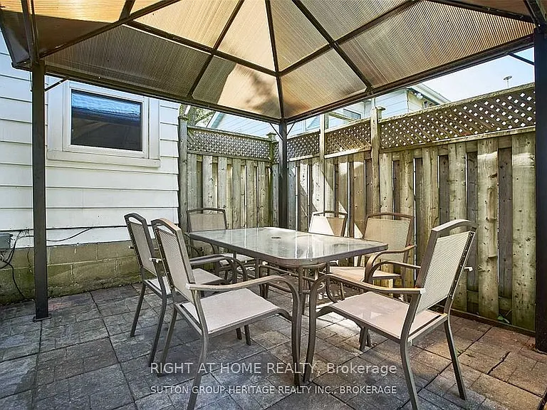 4 Ontario St — Photo 18