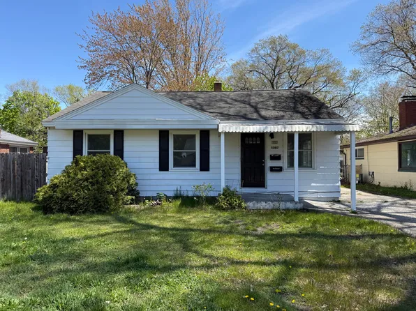 1060 Green St, Muskegon, MI 49442