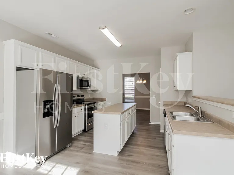 4017 Eastford Ct — Photo 5