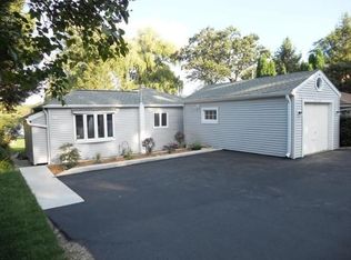 4737 Riverside Rd, Waterford, WI 53185