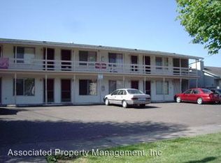 150 NE Jackson St APT 9, Hillsboro, OR