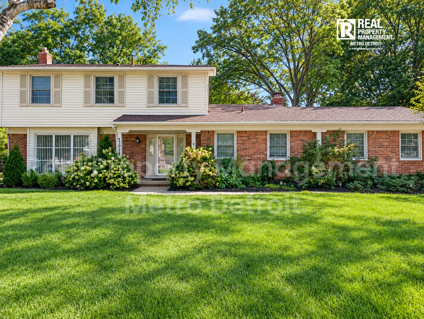 4-Bedroom Single-Family Home in Troy, Michigan — Photo 1