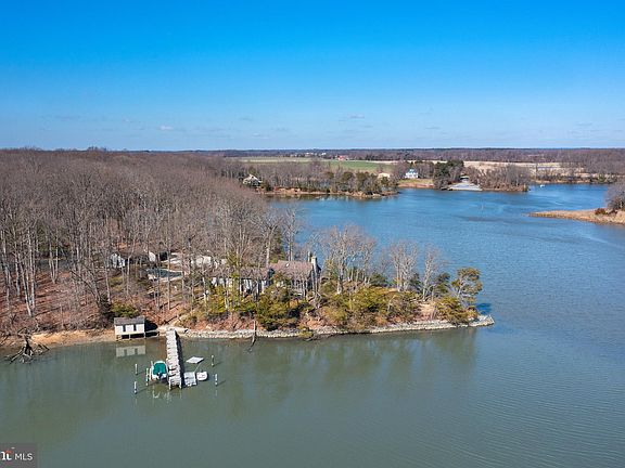 3rd image of 6513 Elizabeths Ln
