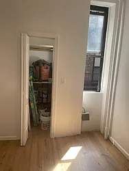 Rented by K & O Realty Associates Inc.