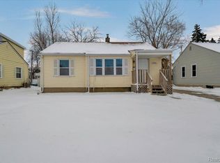 3774 Greenfield Rd, Berkley, MI 48072