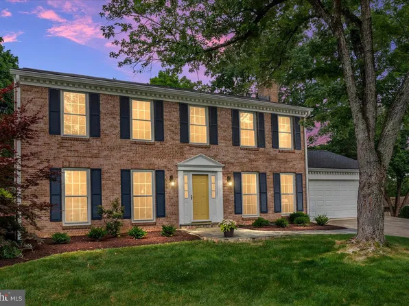 9617 Verdict Dr, Vienna, VA 22181