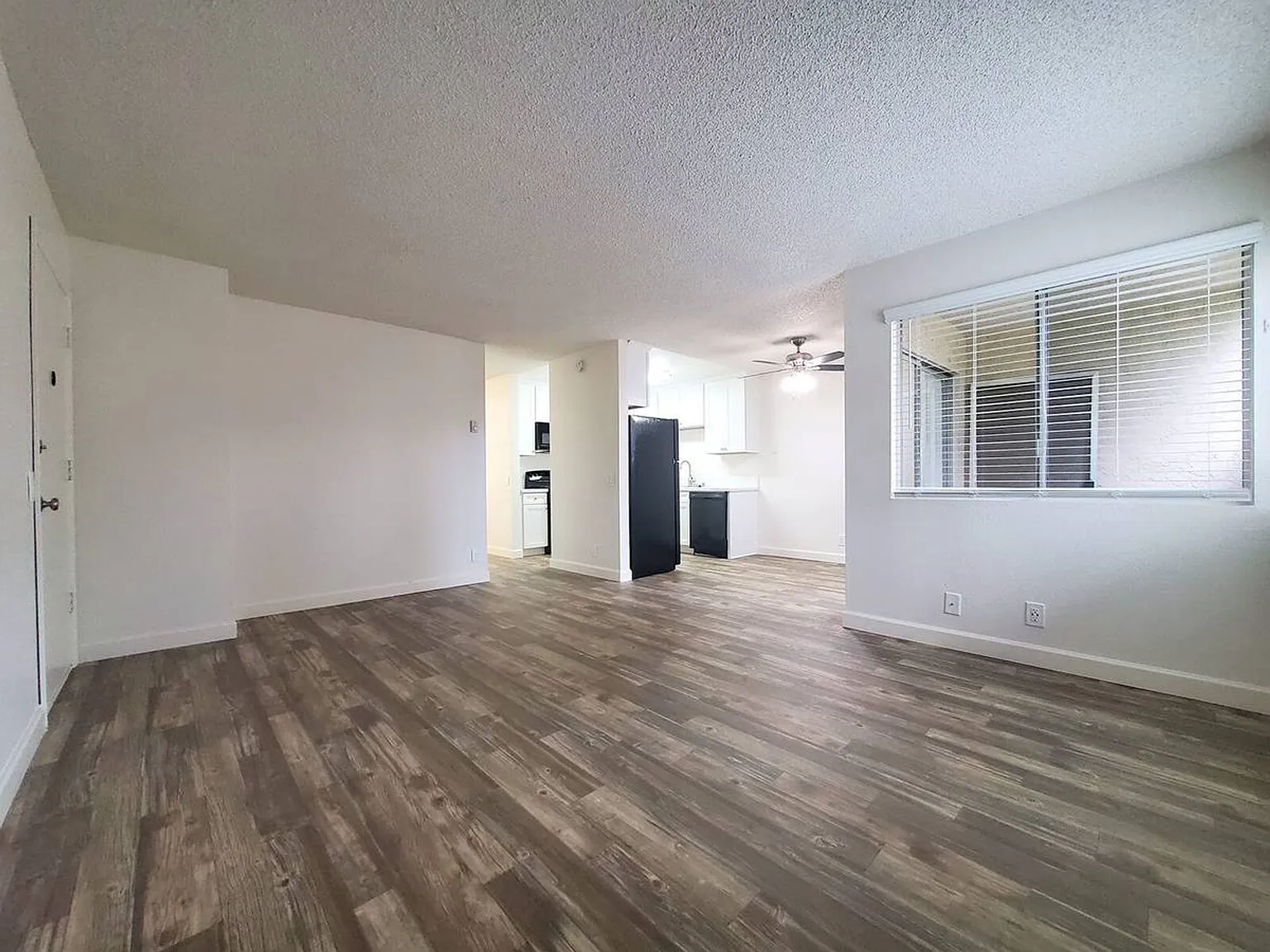 The Pines Apartments — Photo 3