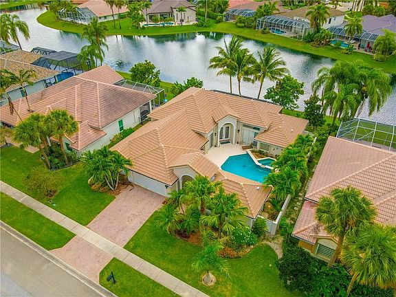 3rd image of 20107 Ocean Key Dr