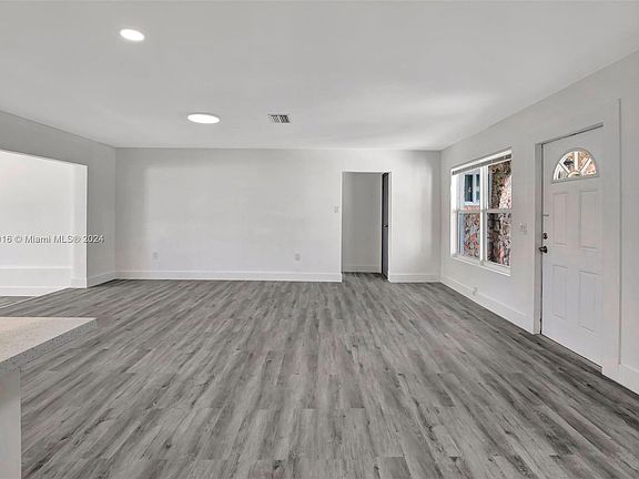 5th image of 9341 NW 26th St