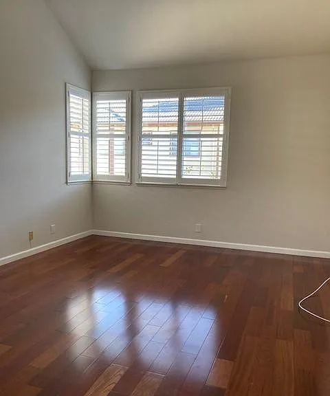 1560 Mission Springs Cir — Photo 16