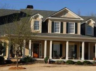 533 Sterling Water Dr, Monroe, GA