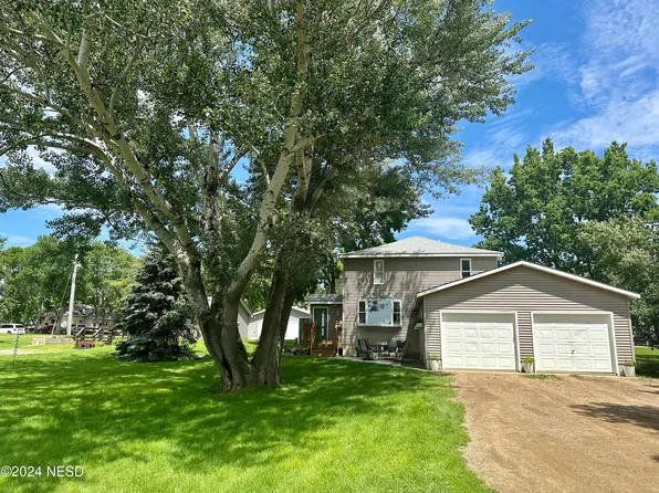 306 Burnstad Ave, Florence, SD 57235