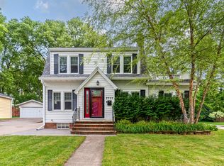 2327 Donald St, Ames, IA 50014