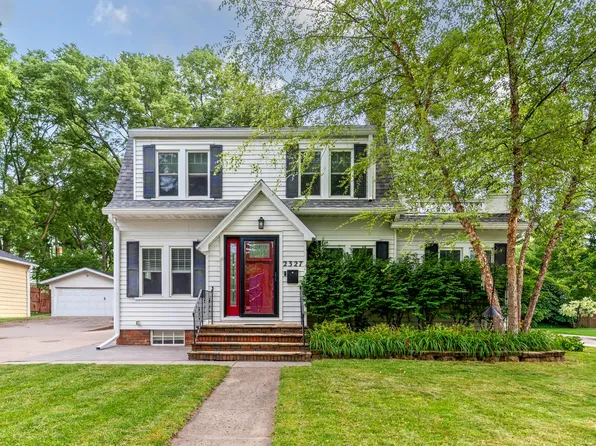 2327 Donald St, Ames, IA 50014