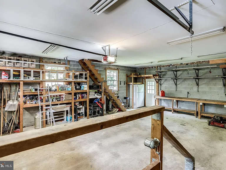 5225 Old Dominion Dr — Photo 59