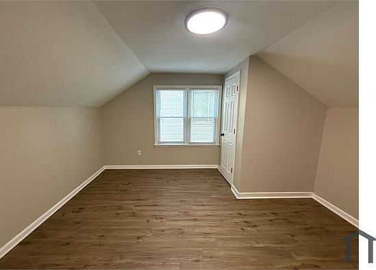 5th image of 14910 E State Fair St