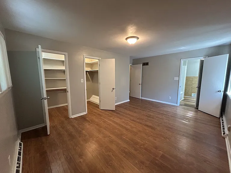 5010 N Sheridan Road — Photo 9