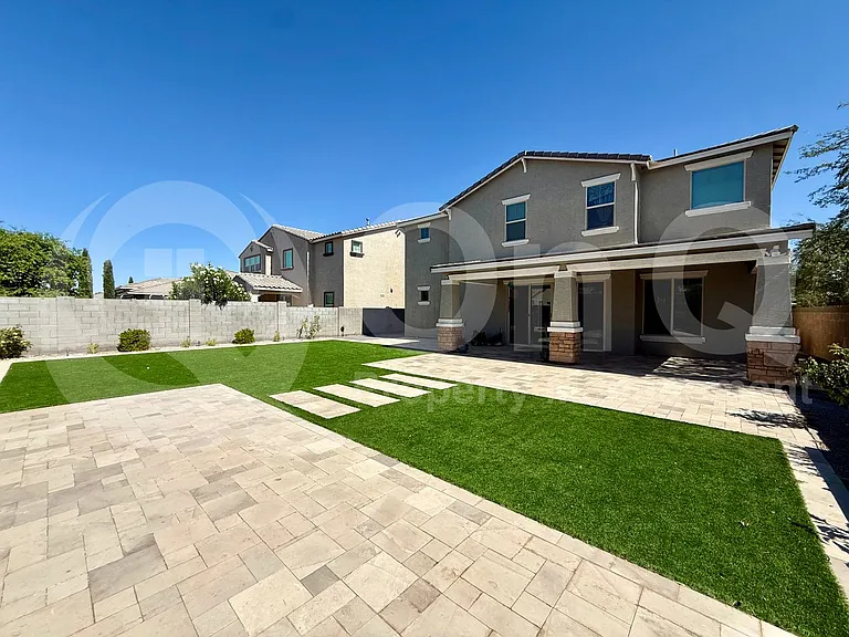 1312 E Gemini Pl — Photo 18