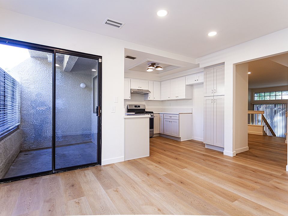 Fully renovated kitchen