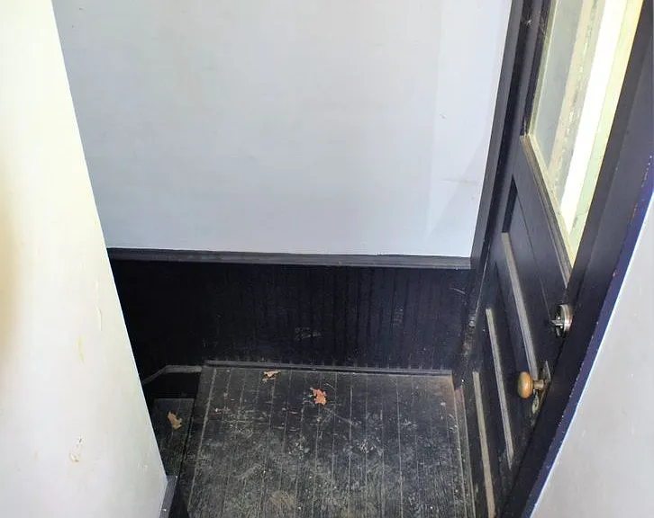 608 Ronalds St — Photo 19