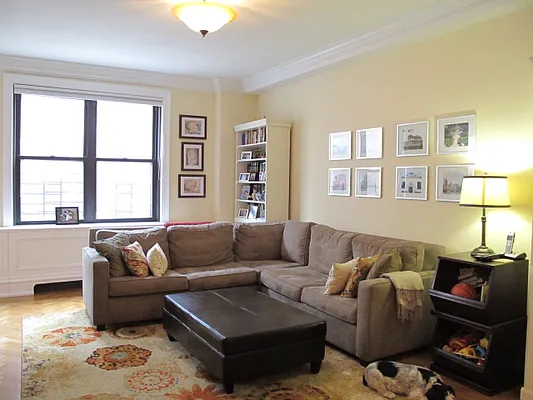 Sold by Roxann Realty LLC | media 4