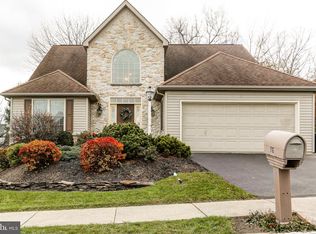 916 Hedgewyck Ln, Elizabethtown, PA 17022