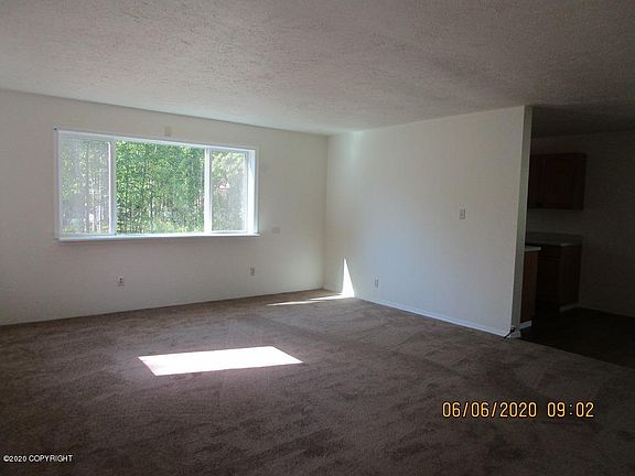5th image of 2557 Gordon Rd