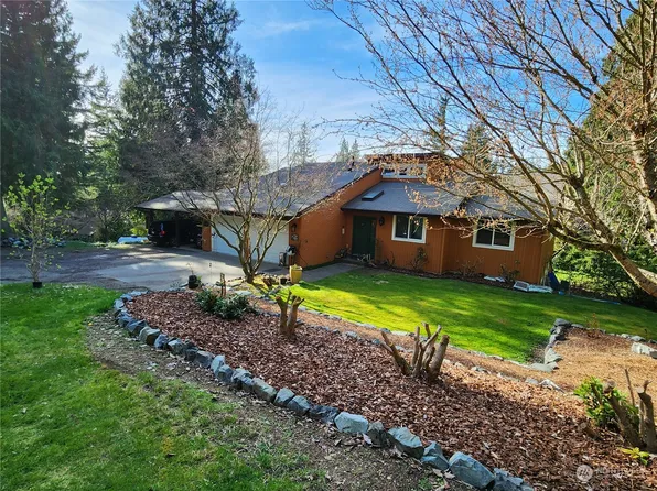 17213 E Lake Goodwin Road, Stanwood, WA 98292