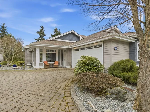 1403 Cape Cod Dr, Parksville, BC V9P 2Y4