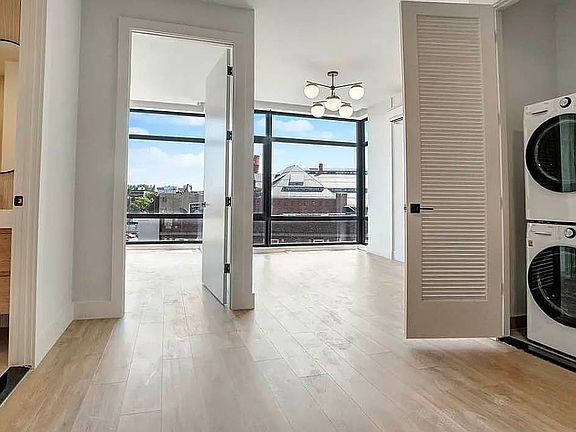5th image of 1263 Bedford Ave #5L