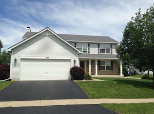 1455 Fox Sedge Trl, Woodstock, IL 60098