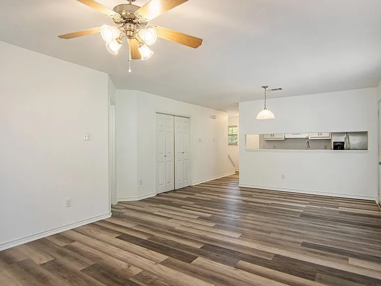 2621 Lee Ave #B — Photo 3