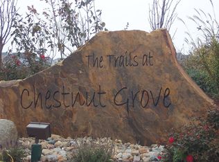 5010 Chestnut Grove Dr, Champaign, IL 61822