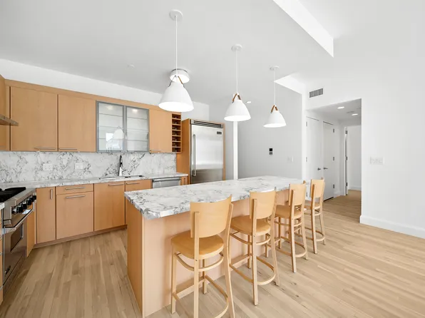 121 West 19th Street 9E image 3 of 8